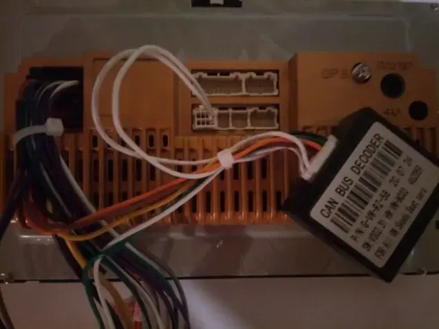 2din radio zapojení CanBus